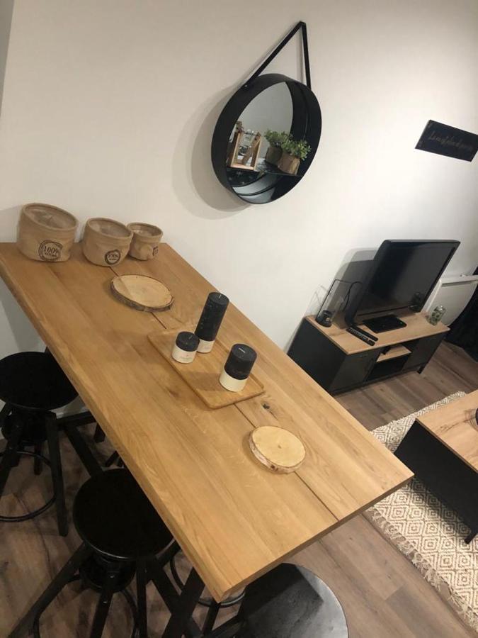 Paisible logement à Brive proche centre-ville et campagne avec Wifi Netflix et Parking privé Extérieur photo